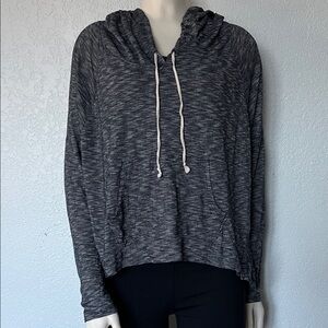 Hollister Gray Hoodie M/L Lightweight Pullover Casual Everyday Layering Top